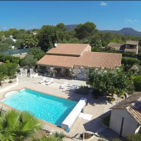 Entre Mer Et Esterel Roquebrune-sur-Argens Exterior photo